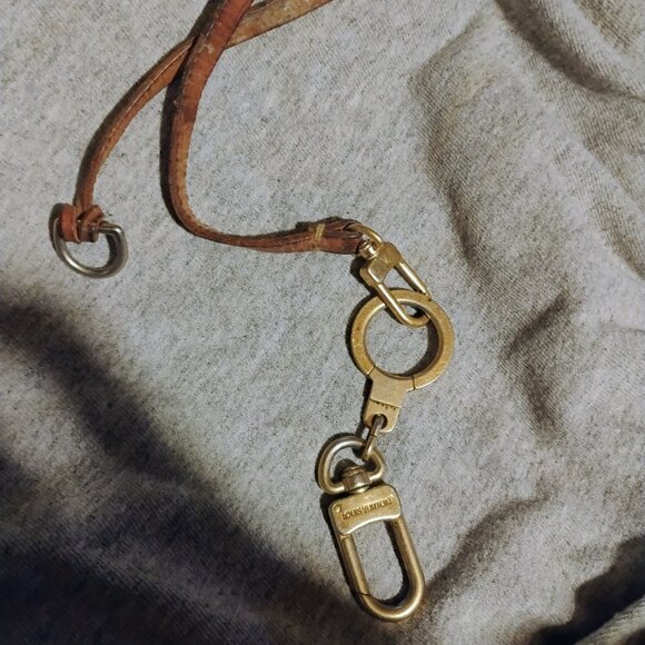 Louis Vuitton charm/ keyring - Picture 1 of 7